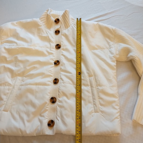 Pink Republic Women’ Sweaters Jacket High Neck Button Down Size Medium NWT - Picture 9 of 9